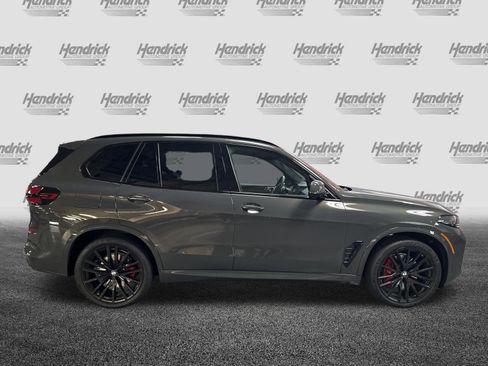 Used 2026 BMW X5 sDrive40i w/ Executive Package RWD image 11