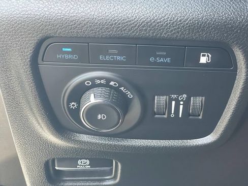 Used 2023 Jeep Grand Cherokee 4WD 4xe image 19