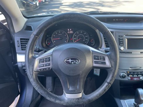 Used 2014 Subaru Legacy 2.5i Premium AWD/4WD image 12