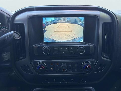 Used 2018 GMC Sierra 1500 SLT w/ All Terrain X Package AWD/4WD image 10