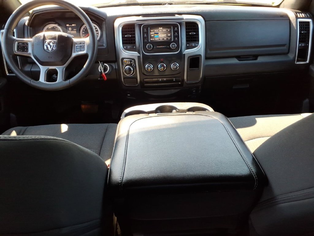 Used 2024 RAM 1500 Warlock RWD image 13
