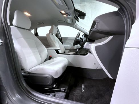 Certified 2026 Hyundai Kona SE image 16