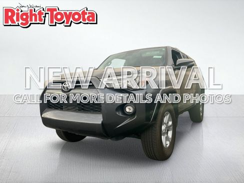 Certified 2023 Toyota 4Runner SR5 Premium w/ Moonroof Package AWD/4WD image 1