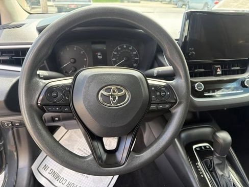 Used 2023 Toyota Corolla LE FWD image 14