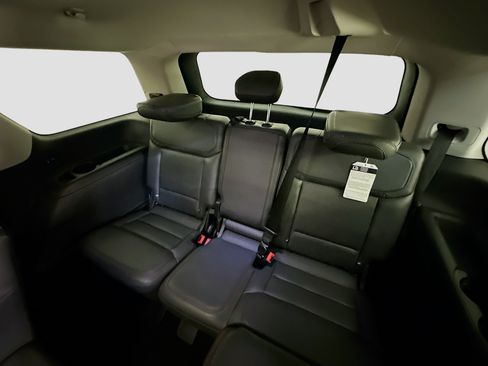 Used 2025 Ford Expedition Active AWD/4WD image 31