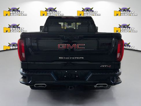 Used 2025 GMC Sierra 1500 AT4 w/ Technology Package image 5