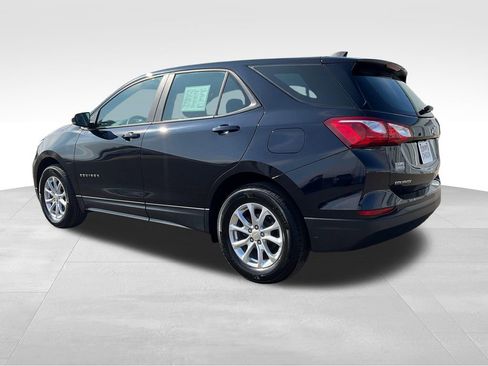 Used 2020 Chevrolet Equinox LS AWD/4WD image 29