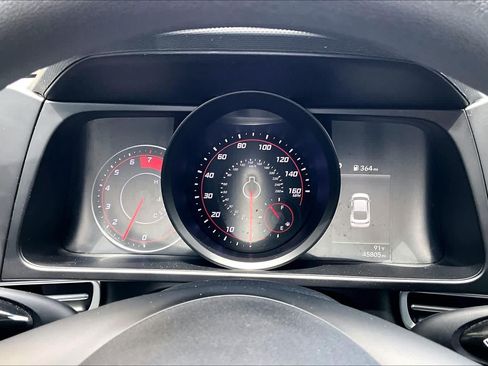 Used 2023 Hyundai Elantra SEL FWD image 24