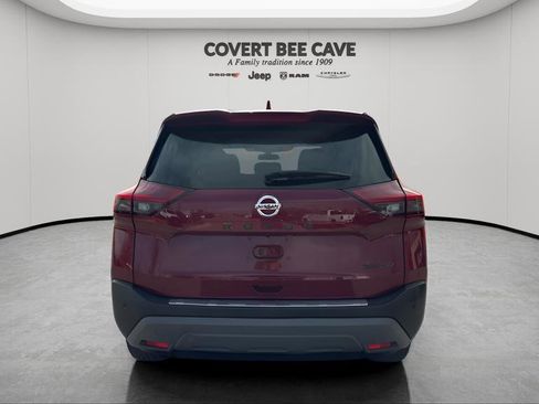 Used 2021 Nissan Rogue SV image 8