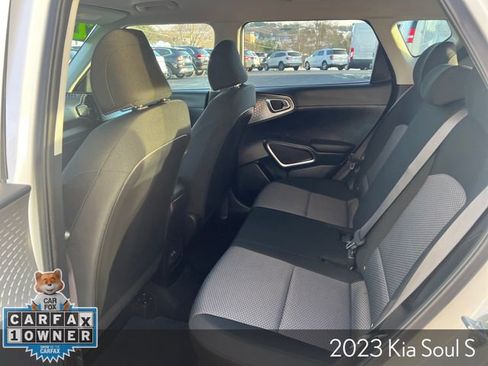 Used 2023 Kia Soul S image 24
