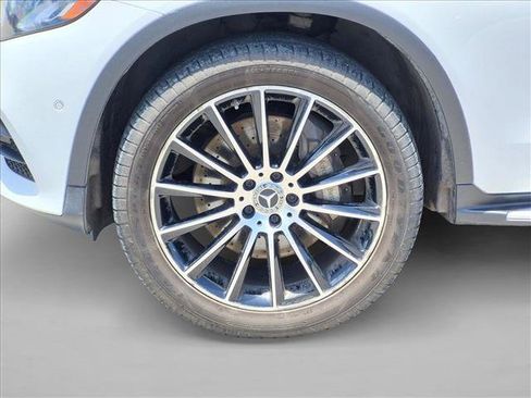 Used 2019 Mercedes-Benz GLC 300 4MATIC Coupe image 14