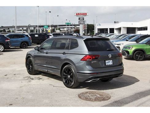 Used 2021 Volkswagen Tiguan SE R-Line FWD image 5