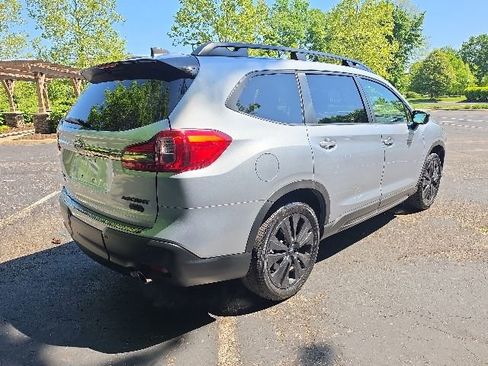 Certified 2022 Subaru Ascent Onyx Edition AWD/4WD image 9