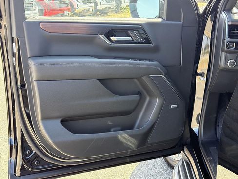 New 2026 GMC Yukon XL Denali RWD image 19