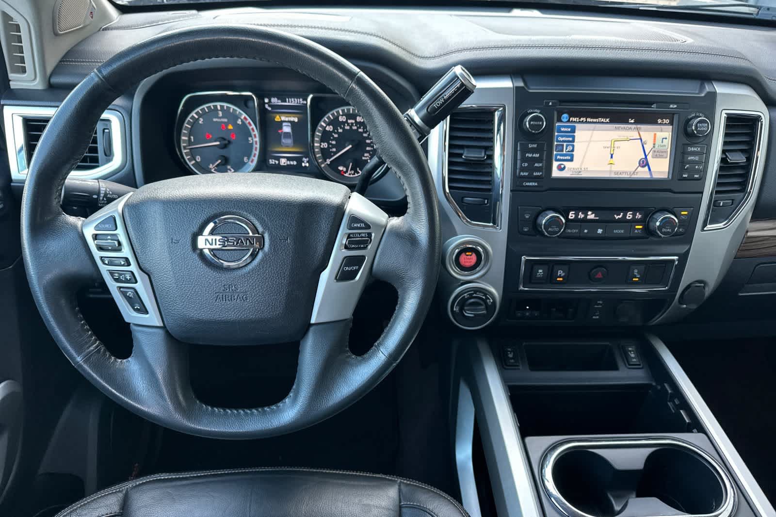 Used 2017 Nissan Titan SL AWD/4WD image 14