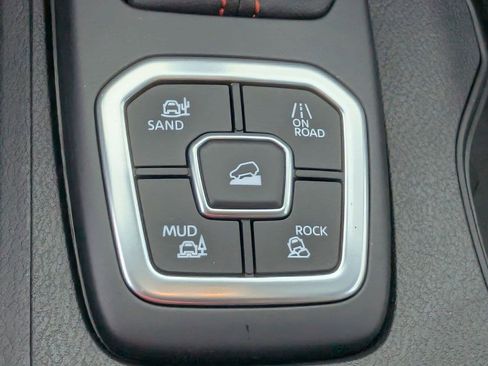 New 2026 Nissan Frontier PRO-4X w/ Pro Premium Package image 17