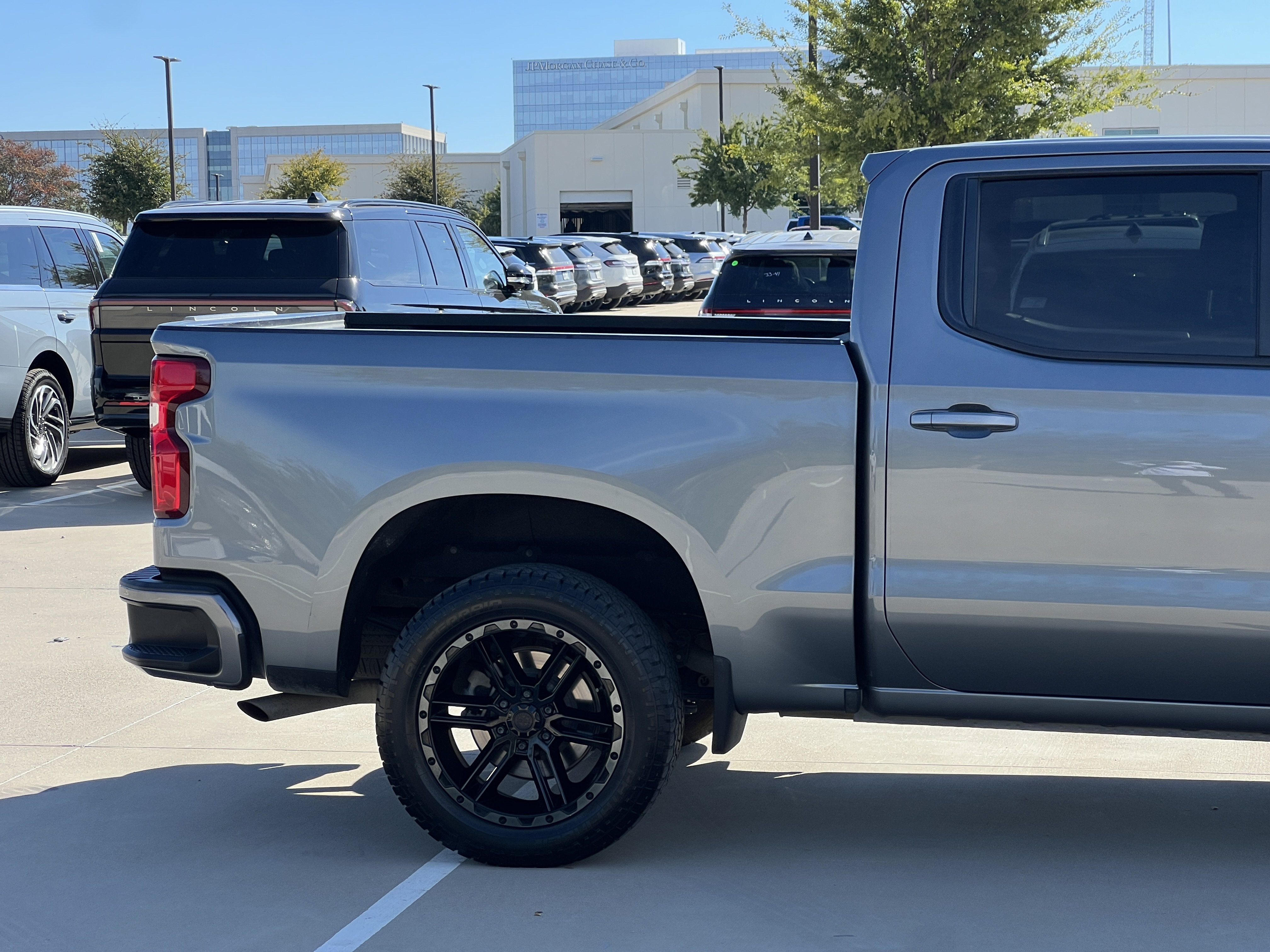 Used 2021 Chevrolet Silverado 1500 RST w/ Bed Protection Package RWD image 11