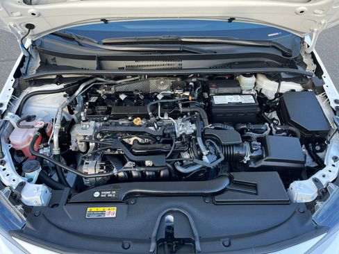 Used 2025 Toyota Corolla LE image 28