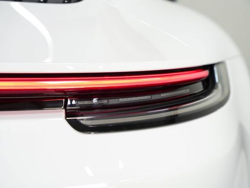 Used 2020 Porsche 911 Carrera image 21