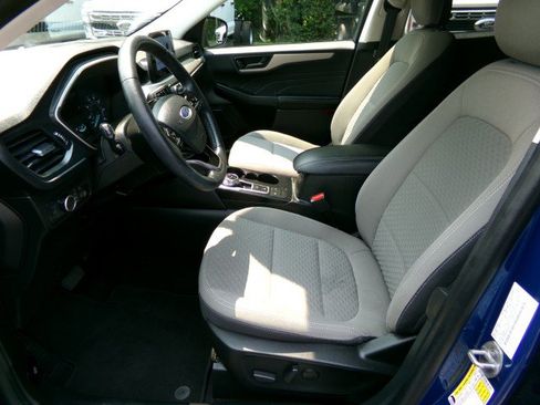 Used 2022 Ford Escape SE w/ Convenience Package AWD/4WD image 11