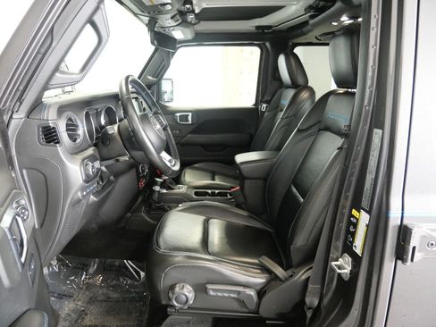 Used 2022 Jeep Wrangler Unlimited Rubicon 4xe w/ Cold Weather Group image 13