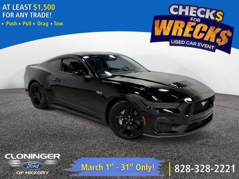 Used 2025 Ford Mustang GT image 1