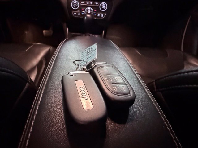 Used 2022 Jeep Cherokee Latitude Lux FWD image 30