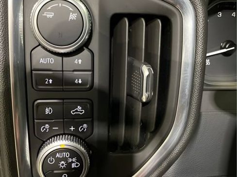 Used 2019 GMC Sierra 1500 AT4 w/ AT4 Preferred Package AWD/4WD image 22