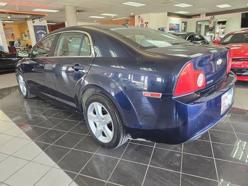 Used 2010 Chevrolet Malibu LS image 5