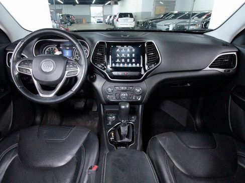 Used 2019 Jeep Cherokee Limited w/ Trailer Tow Group image 6