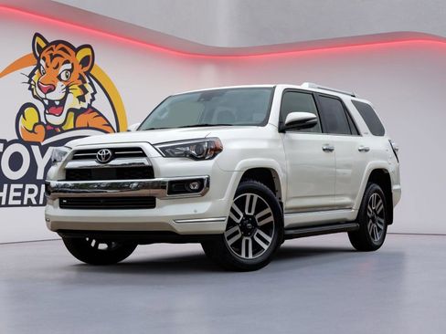 Used 2022 Toyota 4Runner Limited image 1