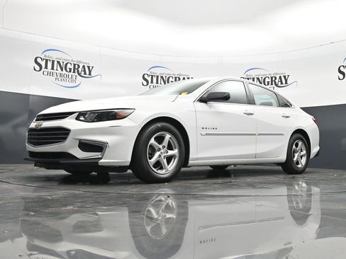 Used 2017 Chevrolet Malibu LS FWD image 28