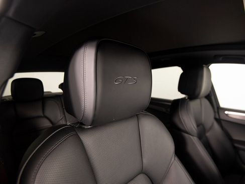 New 2026 Porsche Macan GTS image 35