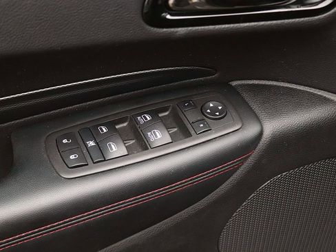 Used 2025 Dodge Durango GT AWD/4WD image 11