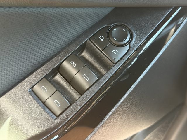 Used 2026 Chevrolet Equinox LT w/ Convenience Package II AWD/4WD image 30