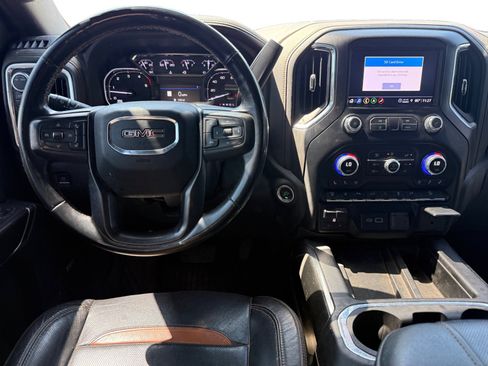 Used 2023 GMC Sierra 3500 AT4 w/ AT4 Preferred Package AWD/4WD image 11