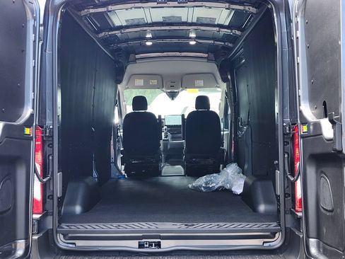 New 2026 Ford Transit 250 148 Medium Roof w/ Load Area Protection Package RWD image 29