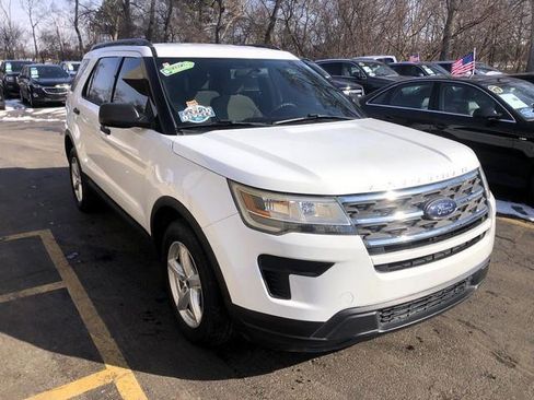 Used 2018 Ford Explorer 4WD image 3