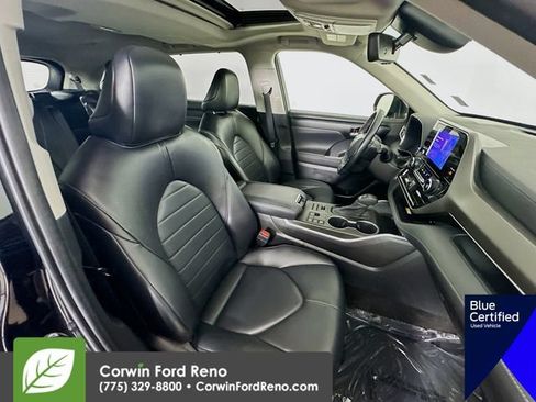 Used 2023 Toyota Highlander XLE AWD/4WD image 31