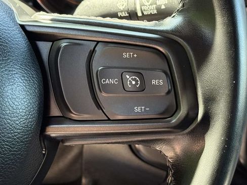 Used 2021 Jeep Wrangler Sport AWD/4WD image 18