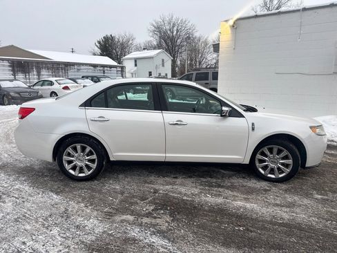 Used 2012 Lincoln MKZ AWD image 4