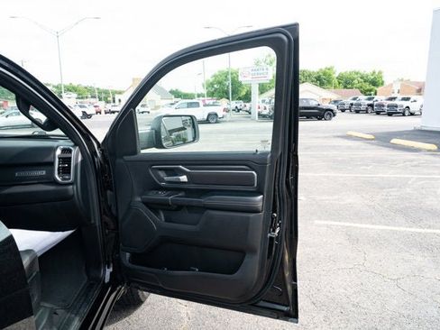 Certified 2025 RAM 1500 Big Horn AWD/4WD image 14