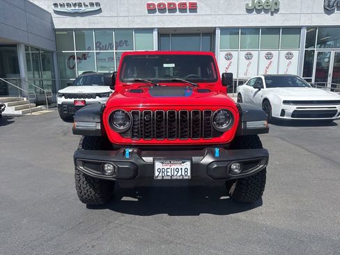 Used 2024 Jeep Wrangler Unlimited Rubicon 4xe AWD/4WD image 2