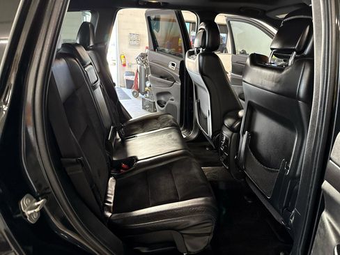 Used 2015 Jeep Grand Cherokee Altitude image 47