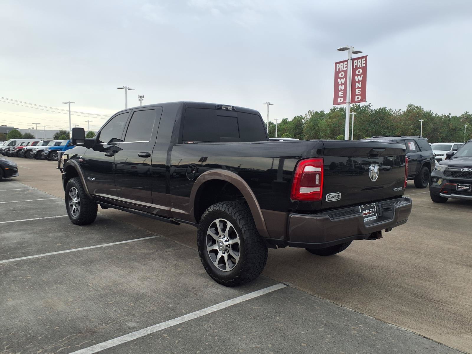 Used 2024 RAM 2500 Limited w/ Towing Technology Group AWD/4WD image 4