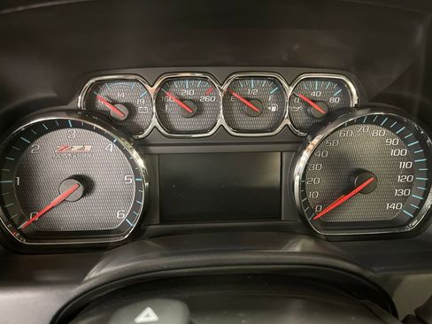 Used 2019 Chevrolet Silverado 1500 LT w/ All Star Edition image 16