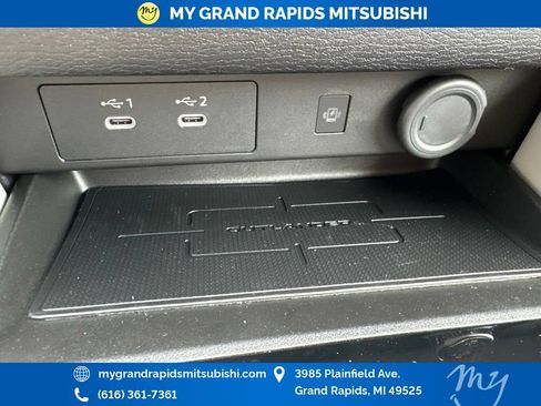New 2026 Mitsubishi Outlander SEL AWD/4WD image 28