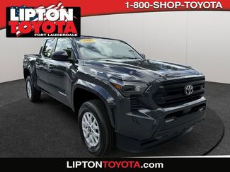 Used 2025 Toyota Tacoma SR5 video 1