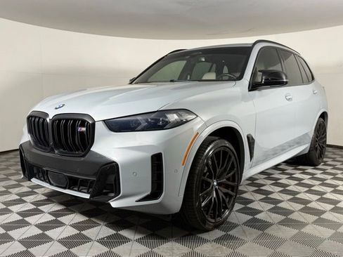 Used 2025 BMW X5 M60i AWD/4WD image 2