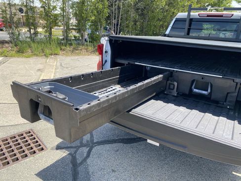 Used 2023 Chevrolet Silverado 1500 Custom AWD/4WD image 16